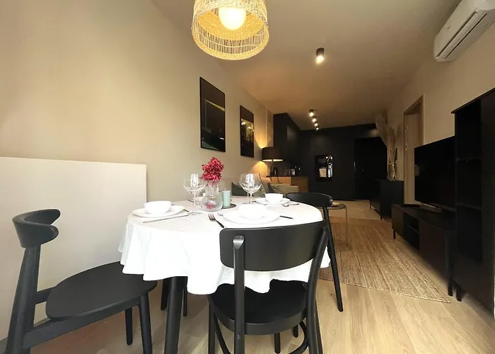 Apartment Wyszynskiego - Self Check-in 20h - Parking &lift Breslau