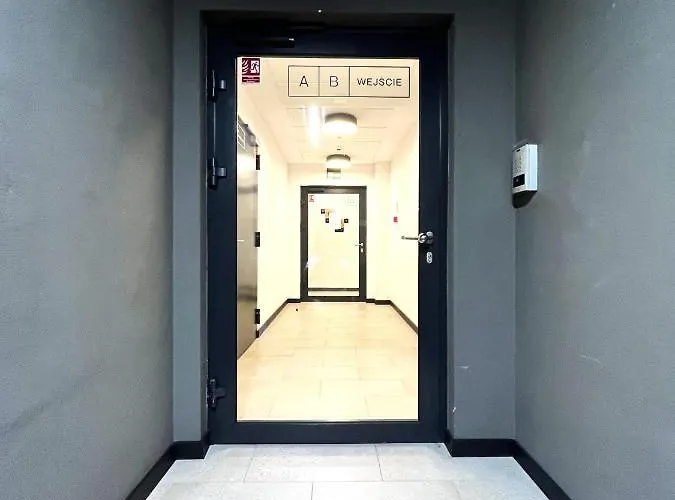 Wyszynskiego - Self Check-in 20h - Parking &lift *