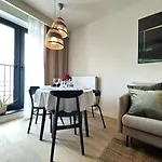 Wyszynskiego - Self Check-in 20h - Parking &lift Apartman *