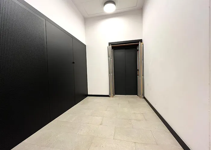 Wyszynskiego - Self Check-in 20h - Parking &lift