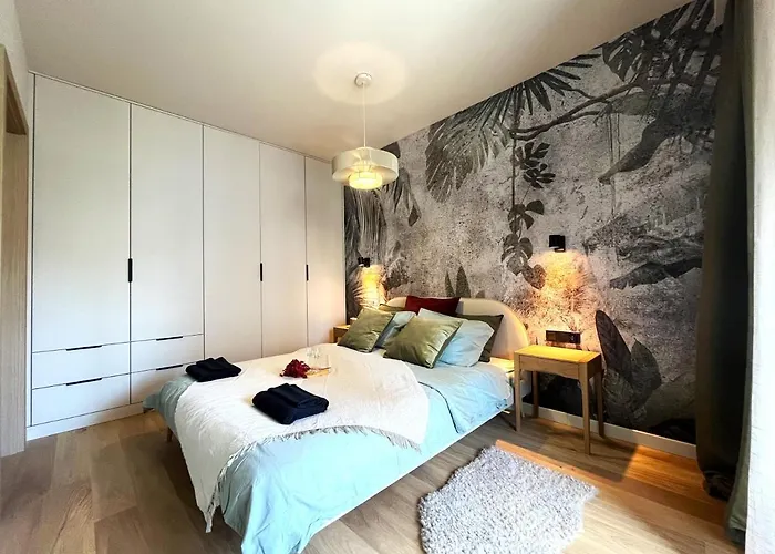 Wyszynskiego - Self Check-in 20h - Parking &lift